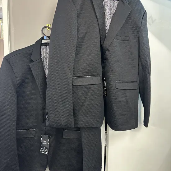 Barbaras Mens Black Jackets x2 Size XXXL (af to one trim)