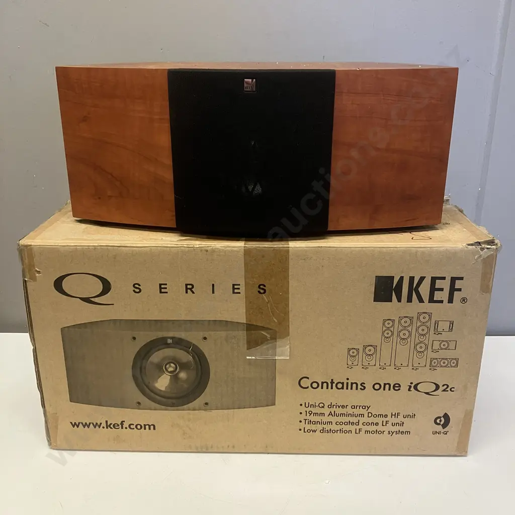 KEF iQ2c Center Speaker UniQ Driver 2Way Design Image 1++