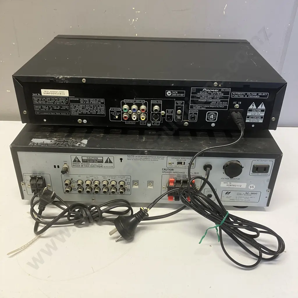 Sansui RZ-3000 Stereo Receiver & Pioneer DV-535 DVD Player (No Remotes) With James Taylor Concert Merchandise Image 1++