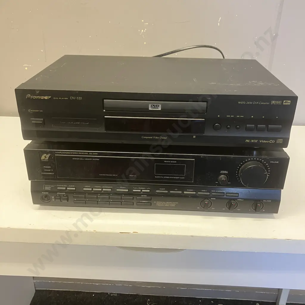 Sansui RZ-3000 Stereo Receiver & Pioneer DV-535 DVD Player (No Remotes) With James Taylor Concert Merchandise Image 1++