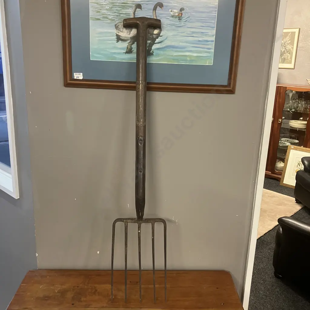 Vintage Griffin Garden Fork. 105cm Image 1++