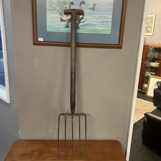 Vintage Griffin Garden Fork. 105cm