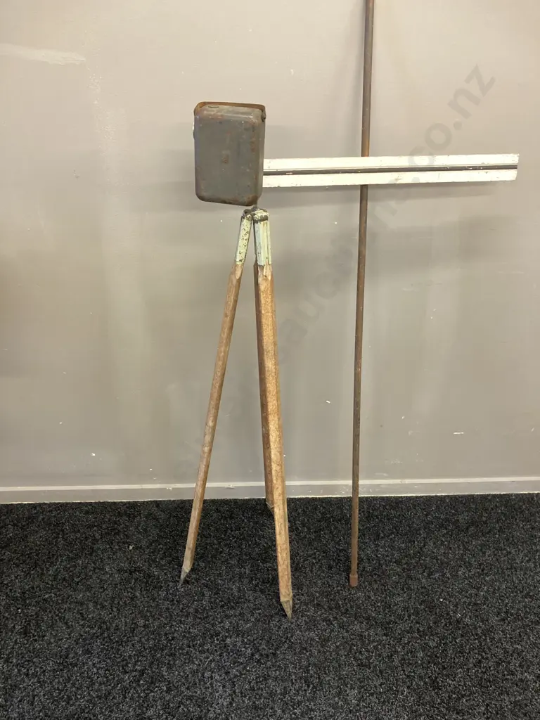 Vintage Cowley Automatic Level #1717D With Tripod & Levelling Staff, Made In Australia Image 1++