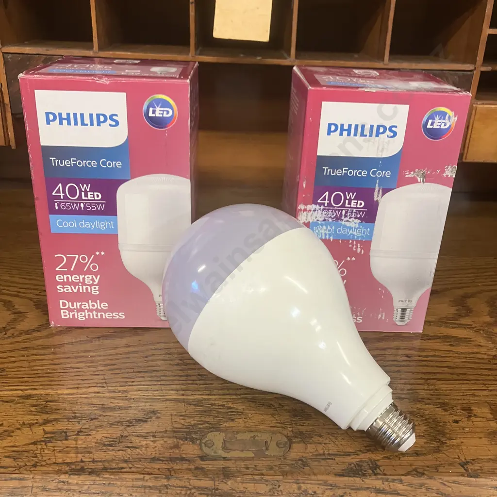 Pair of Philips TrueForce LED Lamps 40W Cool Daylight & Philips 40W LED Lamp(Sold With -02) Image 1++
