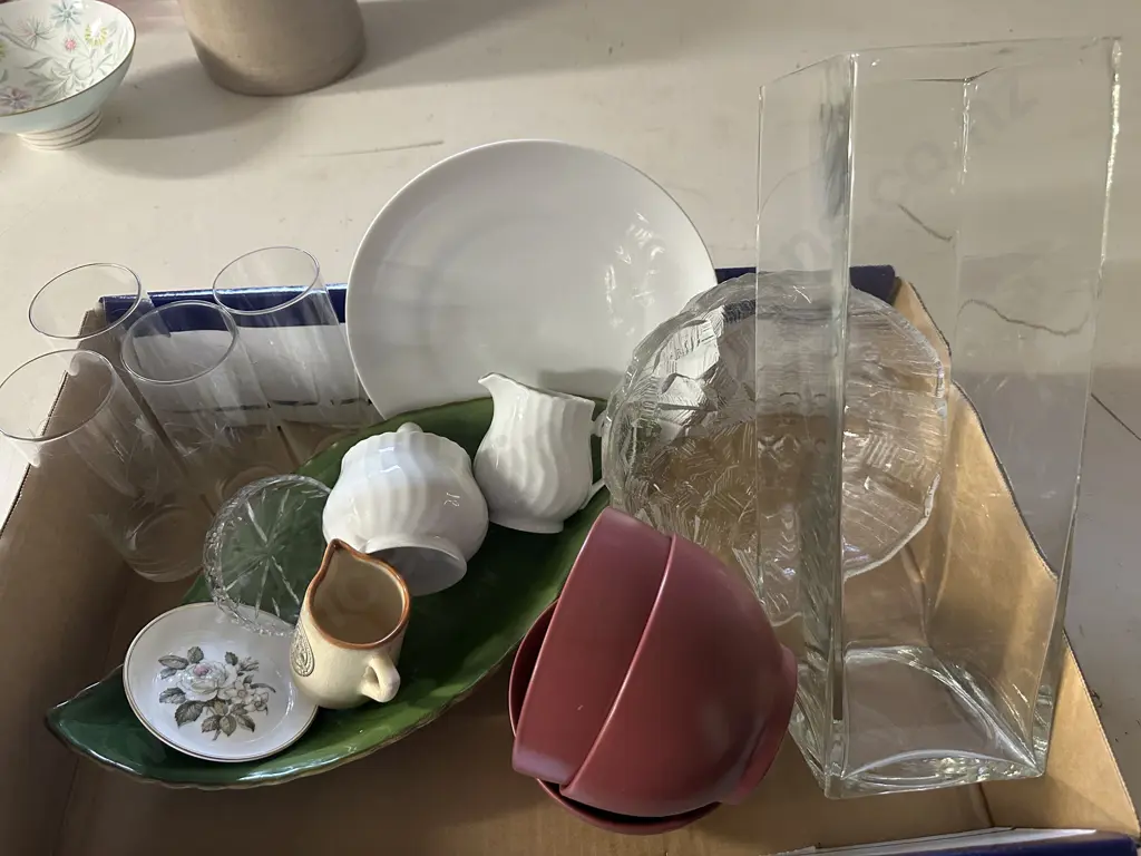 Large Glass Vase, Bowl, Glasses & China Items Etc Image 1++
