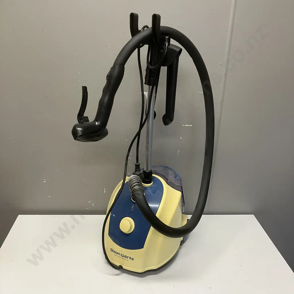Steam Works Garment Steamer Image 1++