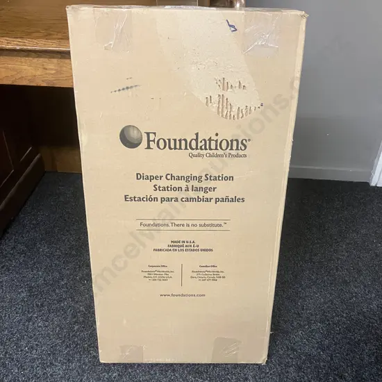 New In Box MacDonald Industries Horizontal Baby Change Table Model BR100-EH -  Polyethylene