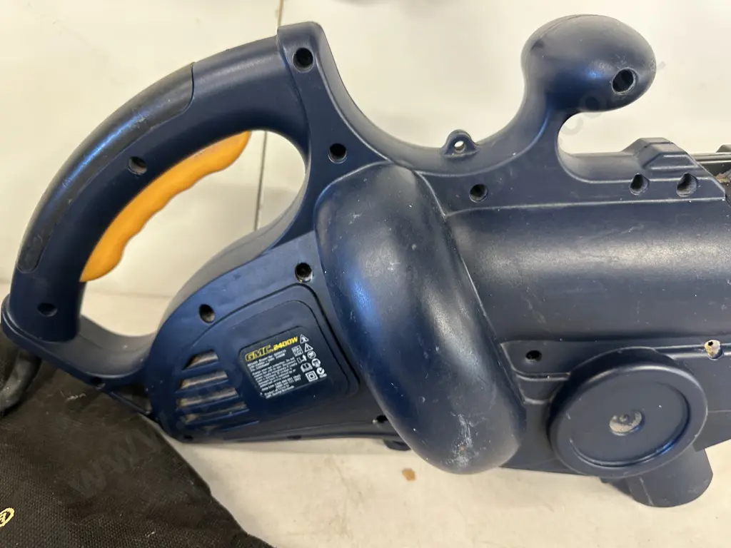 GMC Leaf Blower 2400W Image 1++
