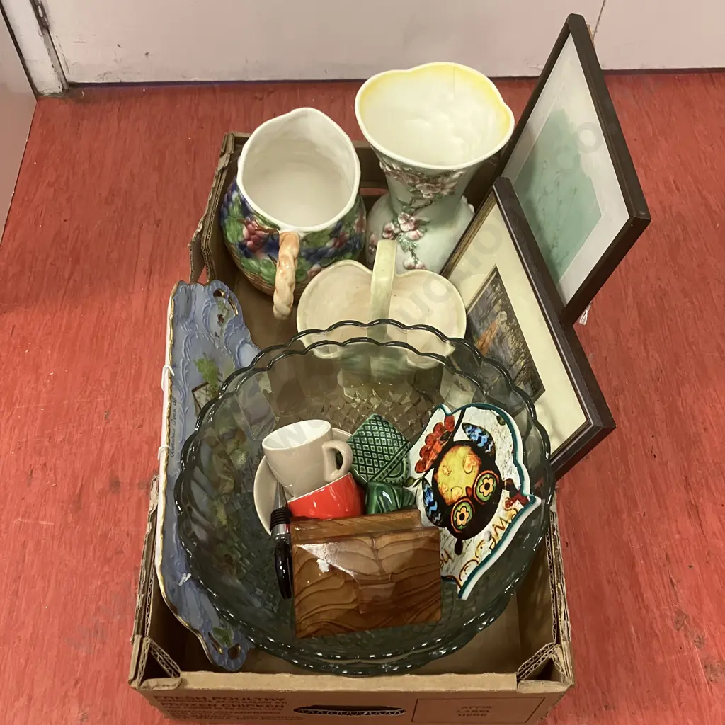 Assorted Glass & China Items Image 1++