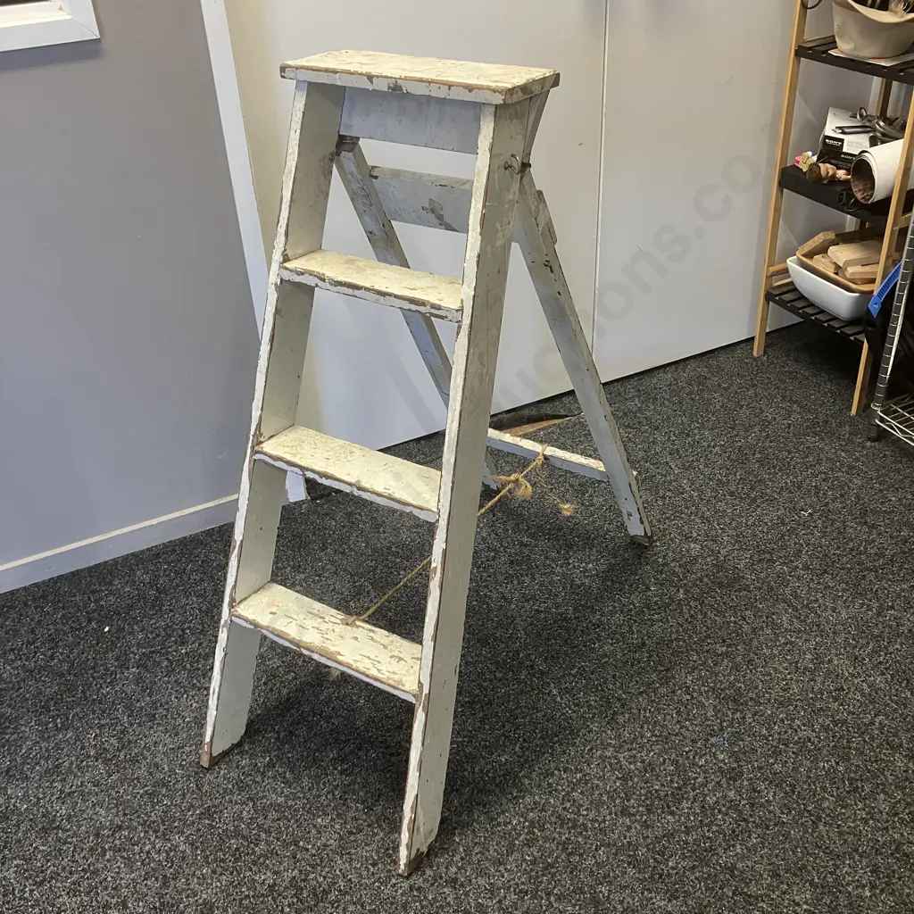Vintage Wooden Ladder. H113cm Image 1++