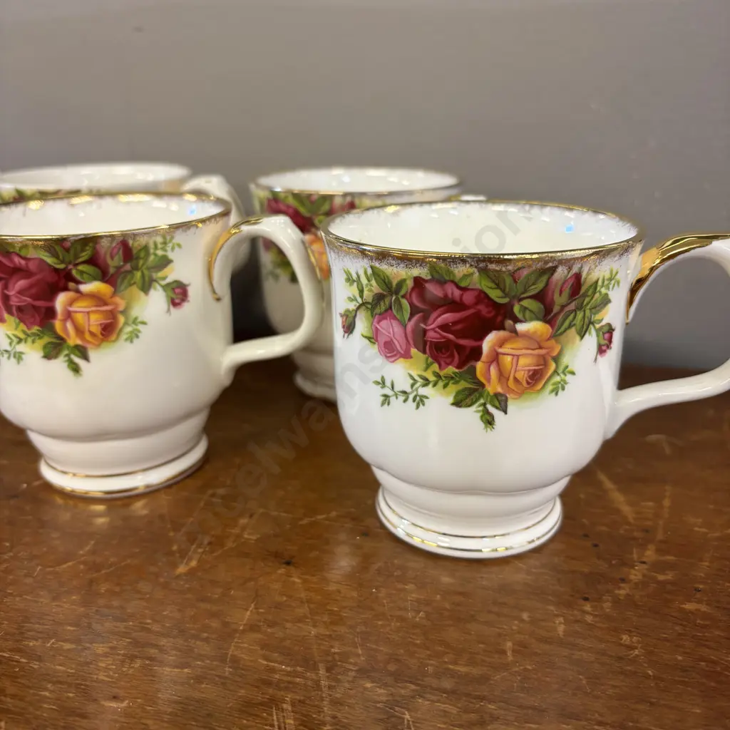 Royal Albert Old Country Roses Set of 6 Mugs (two with some wear) Image 1++