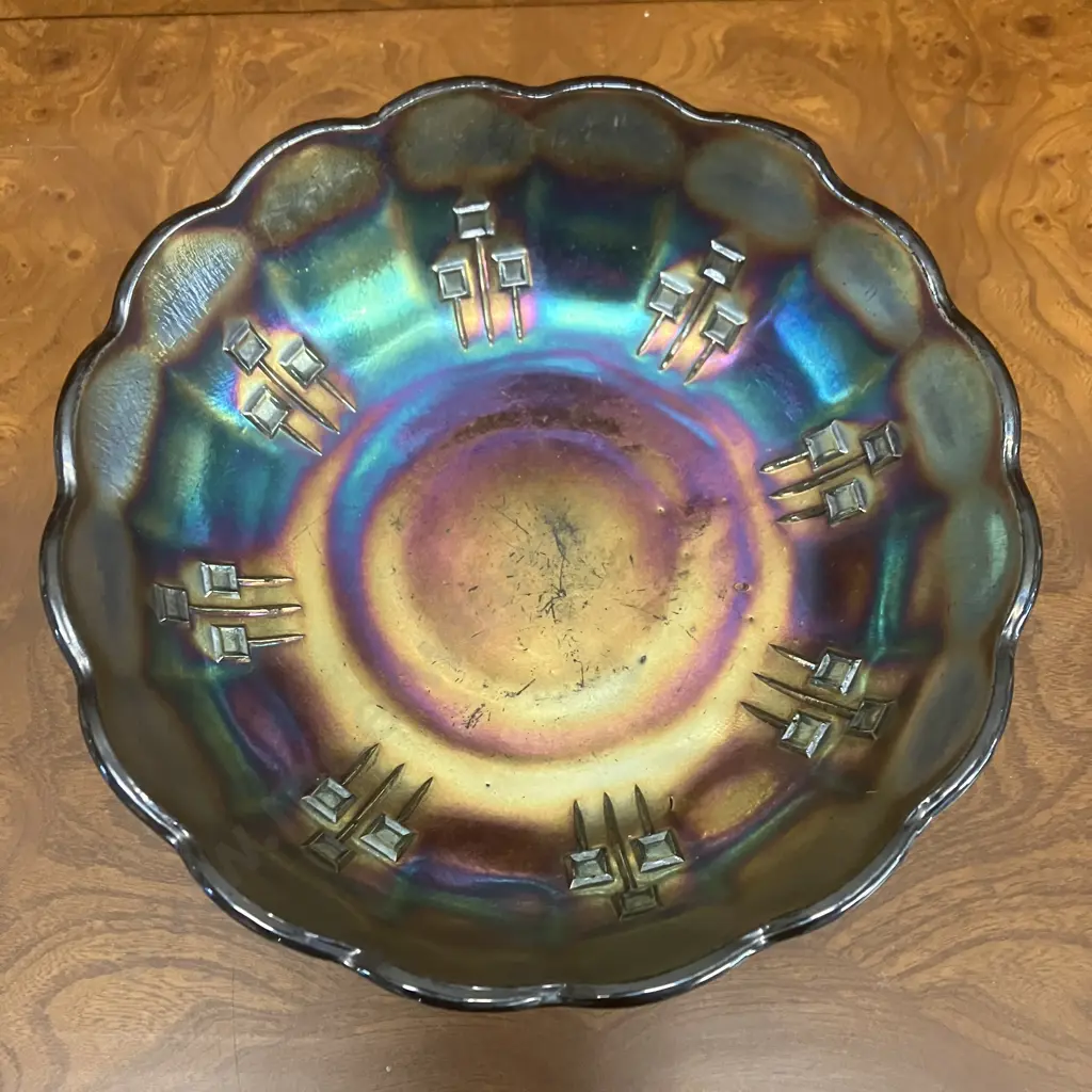 Rare Crown Crystal Australian Carnival Glass 'Pin Ups' Salad Bowl, Black Amethyst. 19cm Image 1++