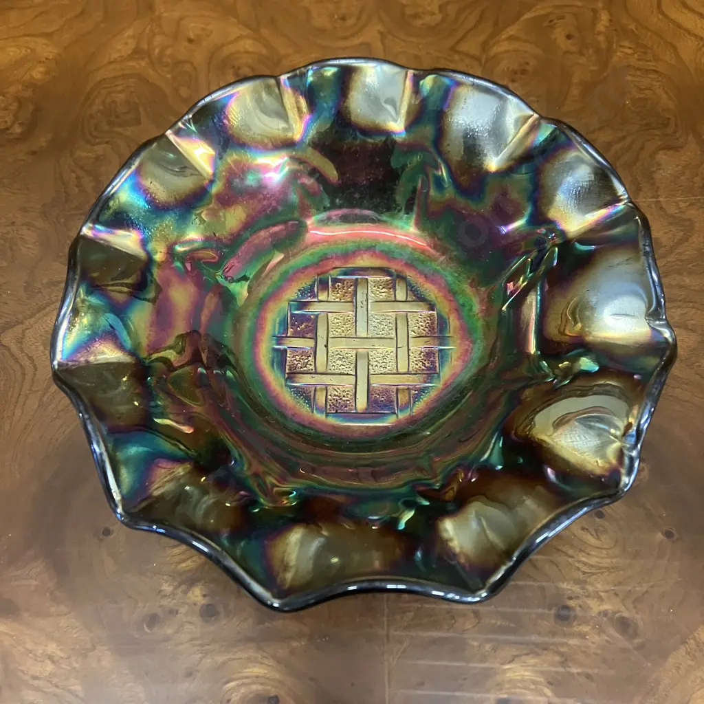 Rare Australian Crown Crystal Black Carnival Glass Lattice Pattern Bowl, Radium Finish. 18cm Image 1++