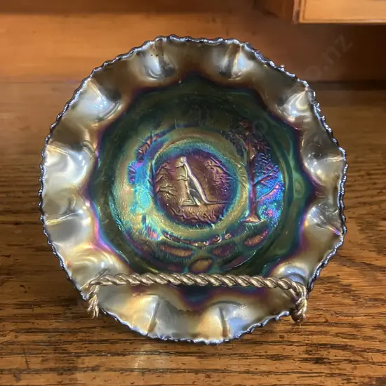 Rare Australian Crown Crystal Co. Black Amethyst Kangaroo Bowl Bowl. 13.5cm - 1920s / 1930s