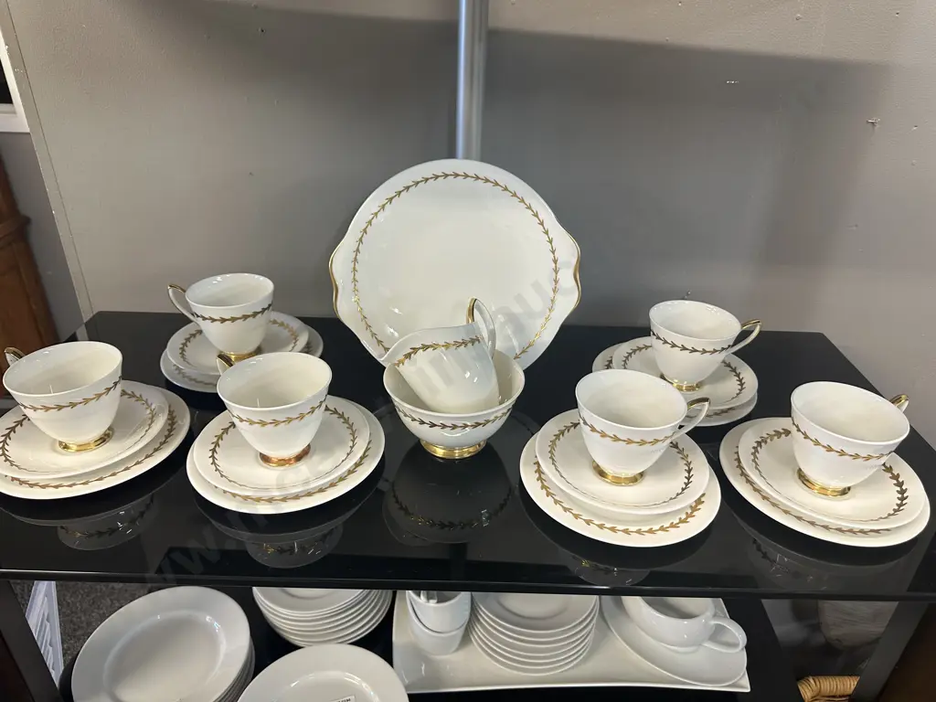 Vintage Royal Albert Teaware White With Gold Gilt Detail  Image 1++