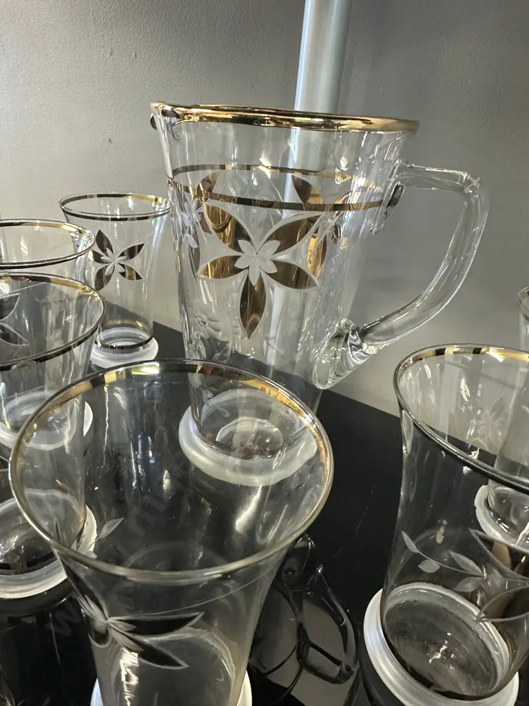 Vintage Gold Plated & Vine Detailed Jug & Tumbler Set Image 1++