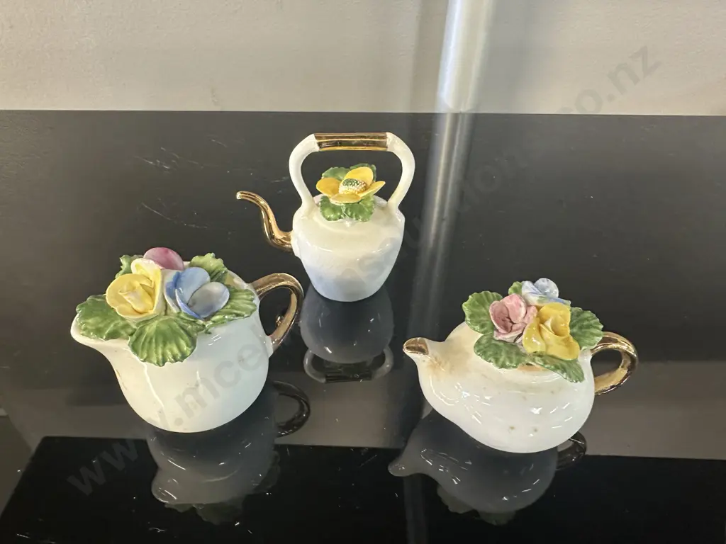 Vintage Sandford Miniature Flower Bouquets, Pitcher, Jug Etc Image 1++