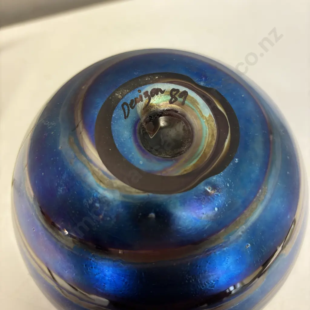 Denizen Bulbous Irredescent Vase. Signed and dated '89. H14cm Dia 14cm Image 1++