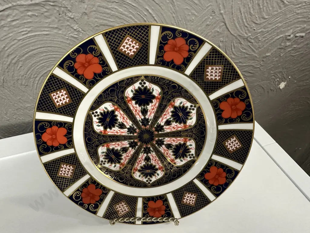  Royal Crown Derby Old Imari Plate Dia22cm. Image 1++