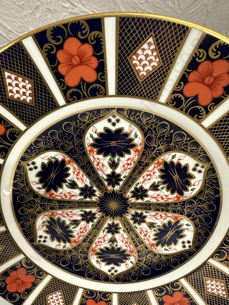  Royal Crown Derby Old Imari Dinner Plate Dia27cm. Image 1++