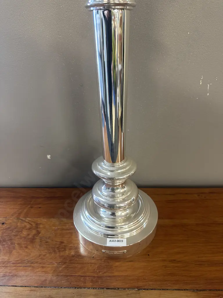 Ralph Lauren Large Hurricane Candle Holder With Candle Image 1++