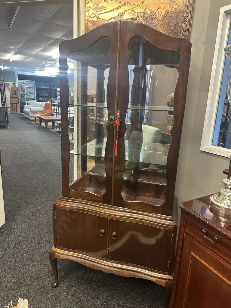 Mahogany Dome Top China Display Cabinet With Two Glass Shelves  Image 1++