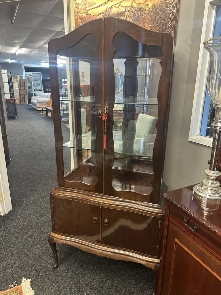 Mahogany Dome Top China Display Cabinet With Two Glass Shelves  Image 1++