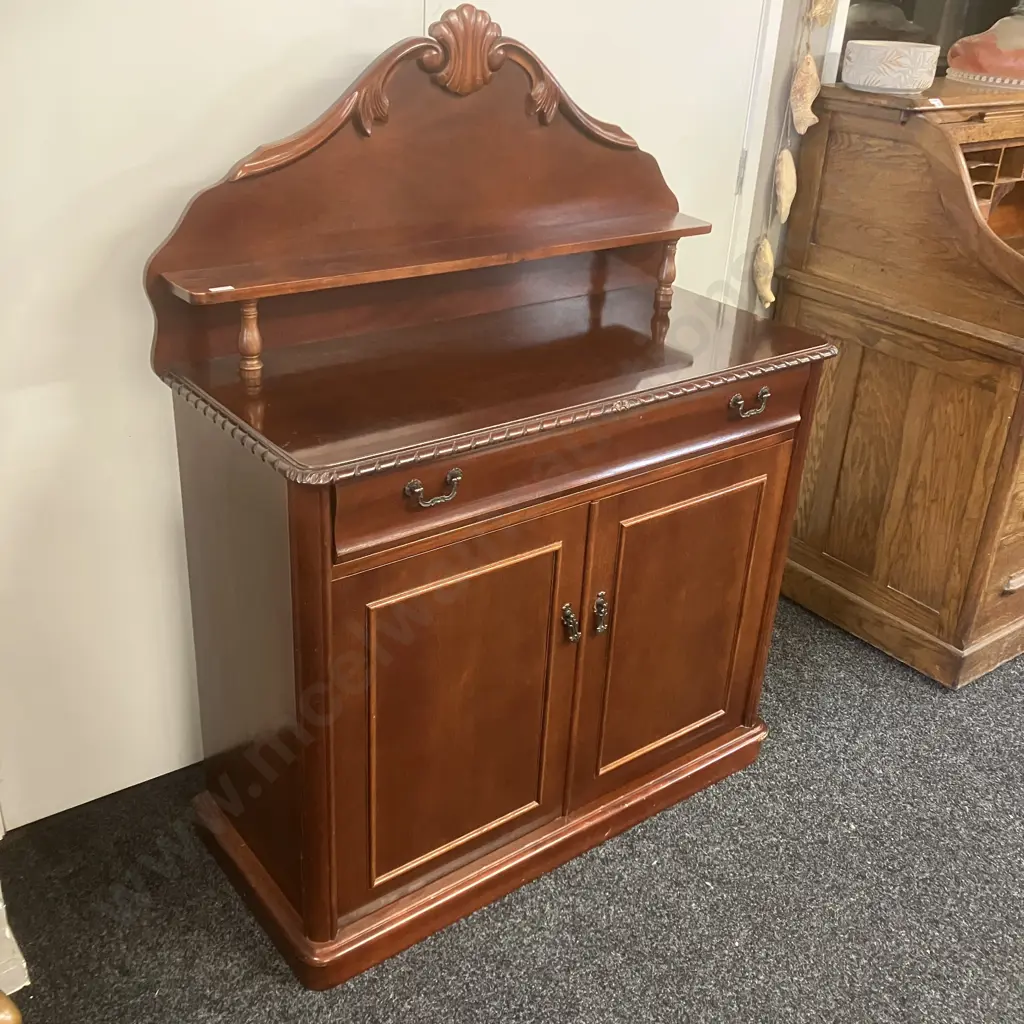 Mahogany Chiffonier, Single Drawer On 2 Doors, Rope Edged, Crested Arched Back With Shelf. H134 W101 D44cm Image 1++