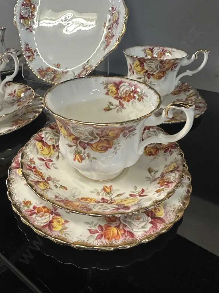 Royal Albert Teaware 'Lenora' Including Five Trios, Cake Plate, Sugar Bowl & Jug With Spare Saucer Image 1++