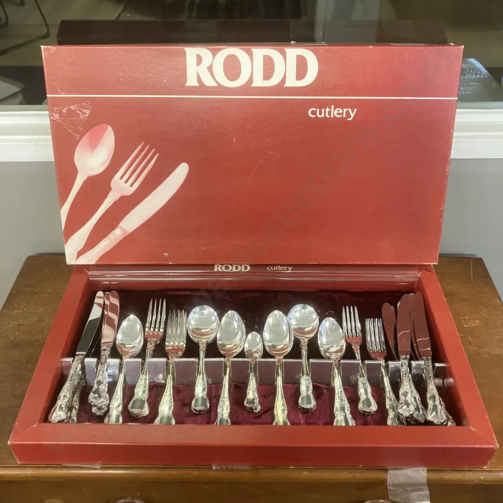 RODD Camille 44 Piece Cutlery Canteen (6 Place Setting) Image 1++