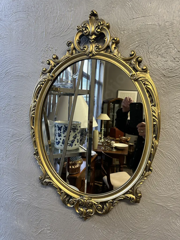 Vintage Gilt Framed Ornate Mirror H72,W46cm. Image 1++