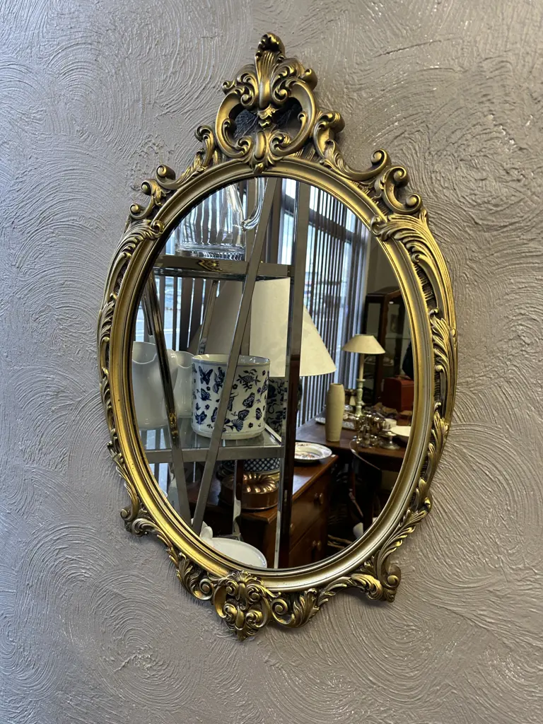 Vintage Gilt Framed Ornate Mirror H72,W46cm. Image 1++