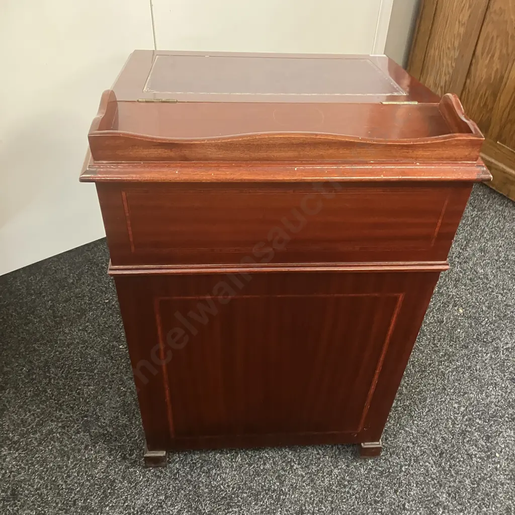 Mahogany Davenport Desk With Brown Leather Writing Slope, 4 Drawer RHS. H80 W51 D51cm Image 1++