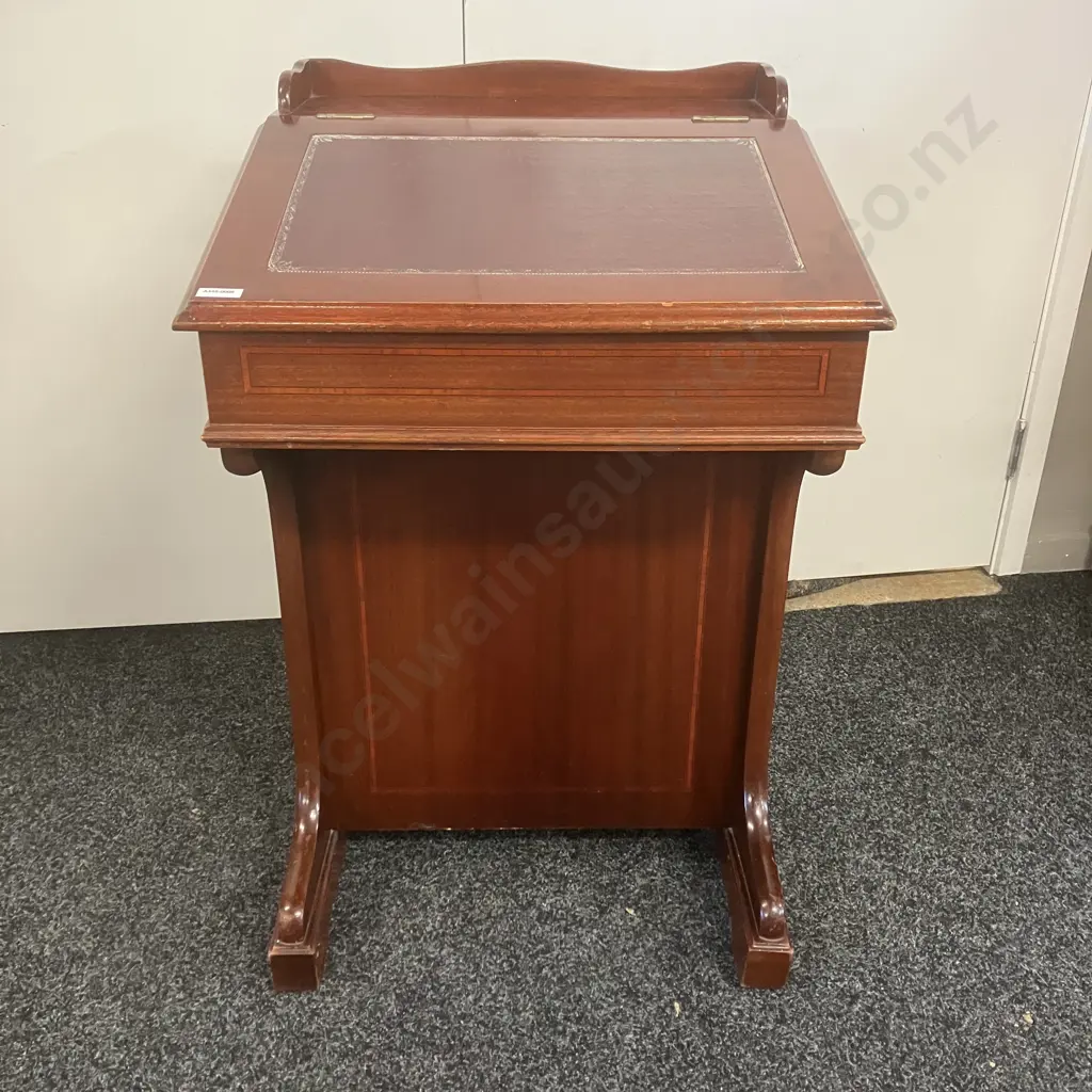 Mahogany Davenport Desk With Brown Leather Writing Slope, 4 Drawer RHS. H80 W51 D51cm Image 1++