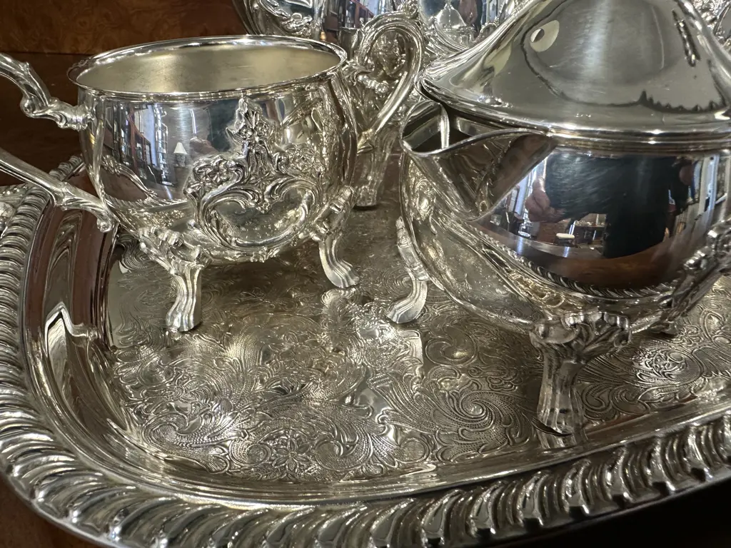 Vintage Silver Plated Tea & Coffee Set With Serving Tray Image 1++