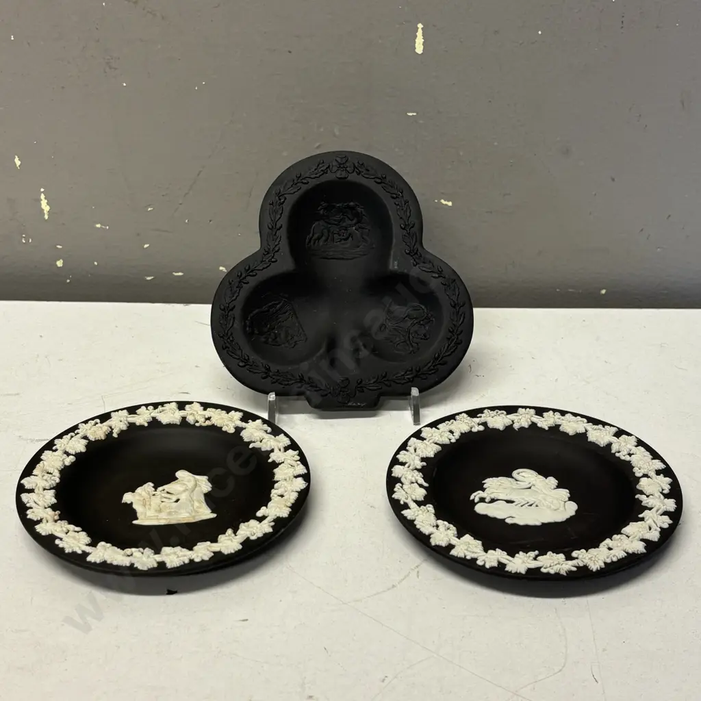 Wedgwood Black Jasperware items x 3 Image 1++