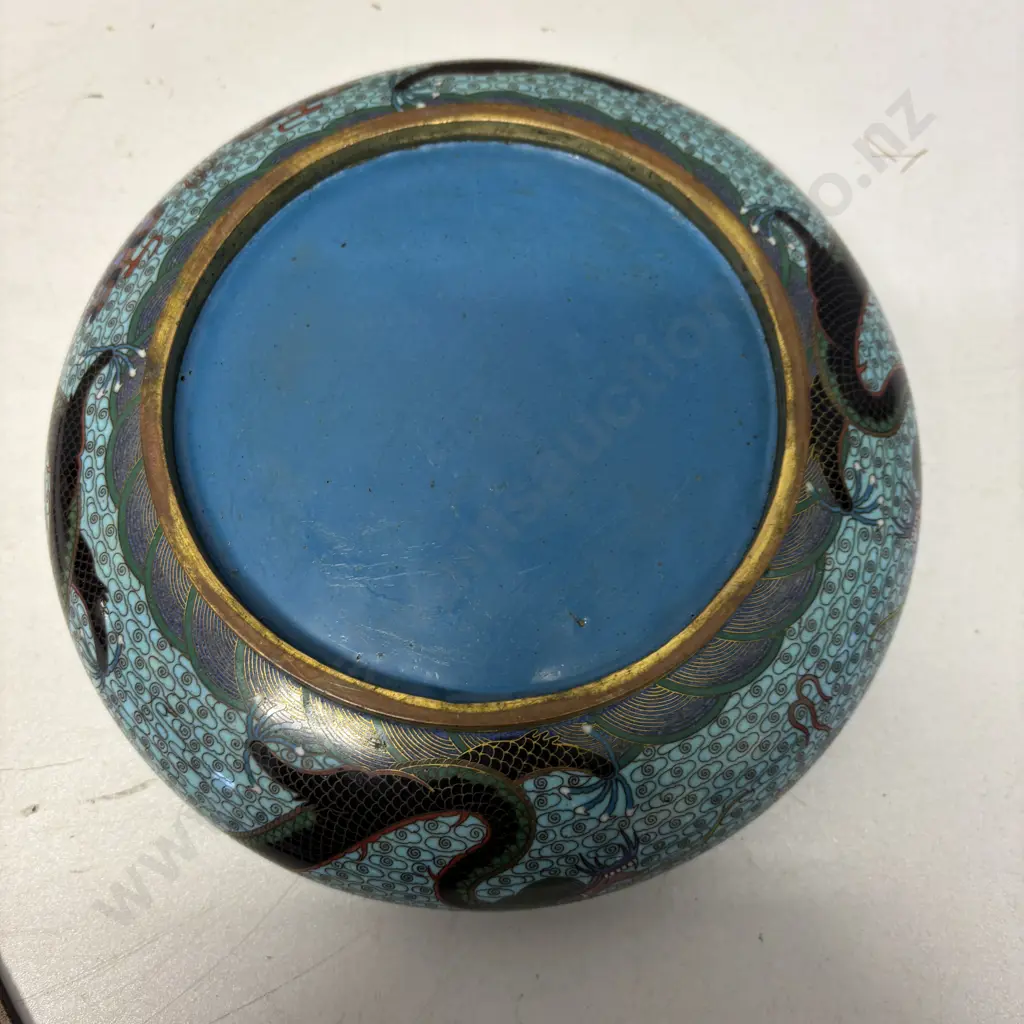 Stunning Cloisonne Bowl with Dragon and Butterfly decoration. Dia 21cm Image 1++