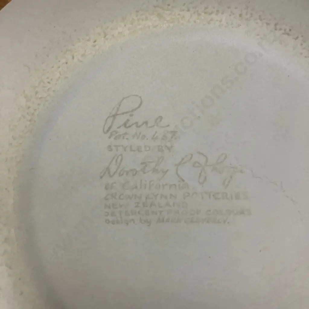 Crown Lynn Items Including Dorothy Thorpe's 'Pine' Pattern (1965) Image 1++