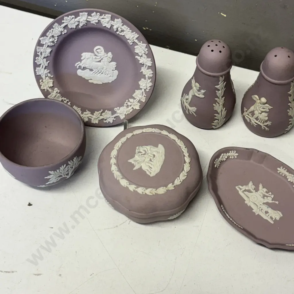 Assortment of Wedgwood Mauve/purple Jasperware Image 1++