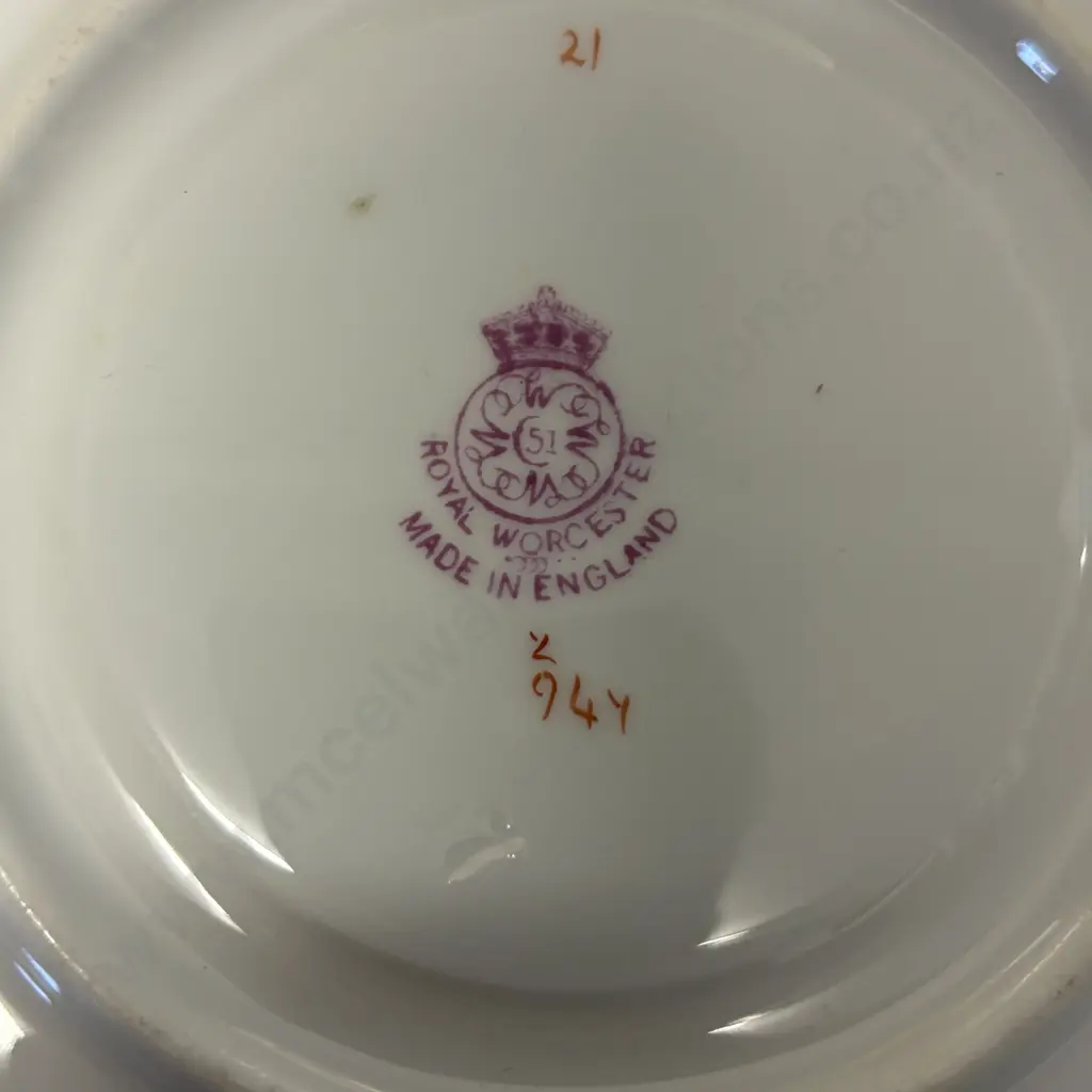 Royal Worcester Handpainted Teaware, 2 trios and cream jug Image 1++