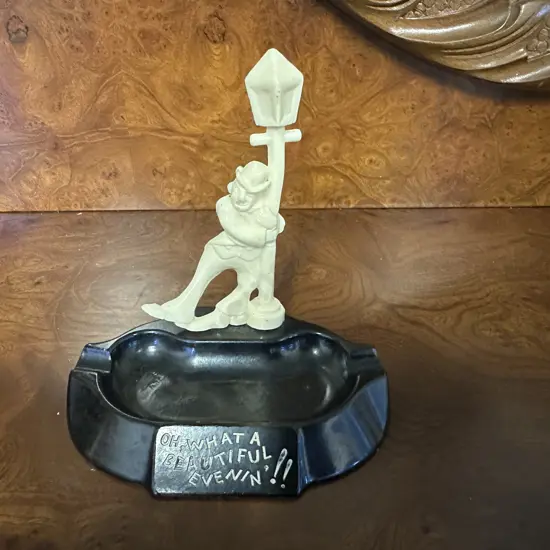 Vintage English Selcol 'Voque' Bakelite Ashtray With The Phrae 'Oh What A Beautiful Evening'
