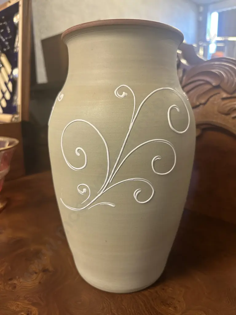 Denby 'Ferndale' Stoneware Vase H31cm. Image 1++