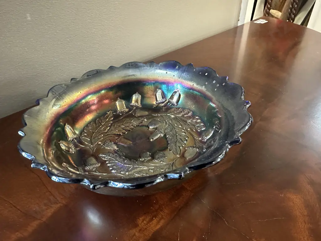 Antique Fenton Carnival Glass Bowl With Acorn Pattern H6,Dia17cm. Image 1++