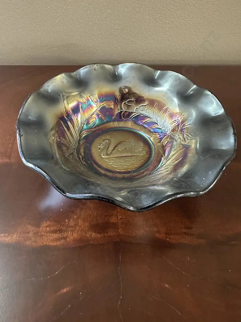 Scarce Crown Crystal Black Swan Carnival Glass Master Bowl H4,Dia14cm. Image 1++
