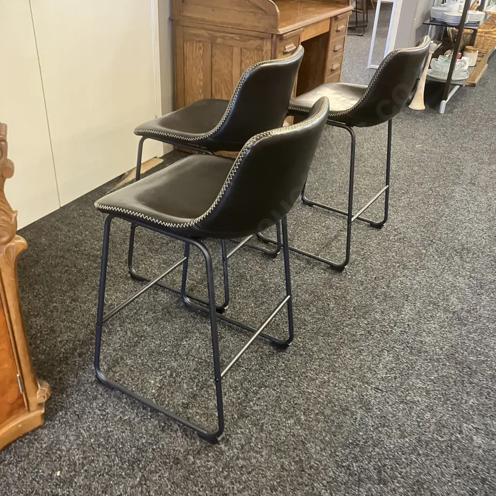 Set of Three Saddle Counter Stools Ex Freedom Furniture. H90cm Image 1++