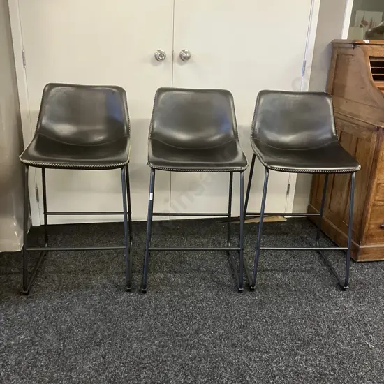 Set of Three Saddle Counter Stools Ex Freedom Furniture. H90cm