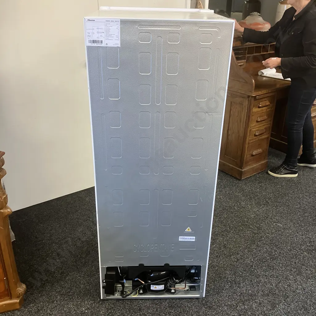 Hisense 155 Litre Vertical Freezer HRVF155. H143 W55 D55cm Image 1++
