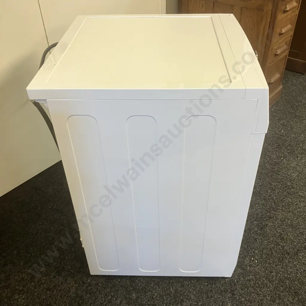 Fisher & Paykel 8kg Sensor Condenser Dryer DE8060P3 - White (Under 12mths Old) Image 1++