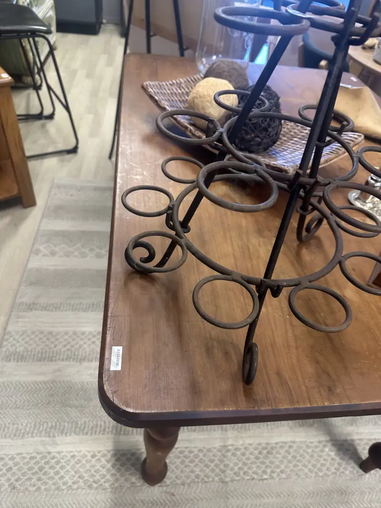 Antique Farmhouse Table With 2 Drawers And Turned Legs. H76.5 W122 D84cm Image 1++