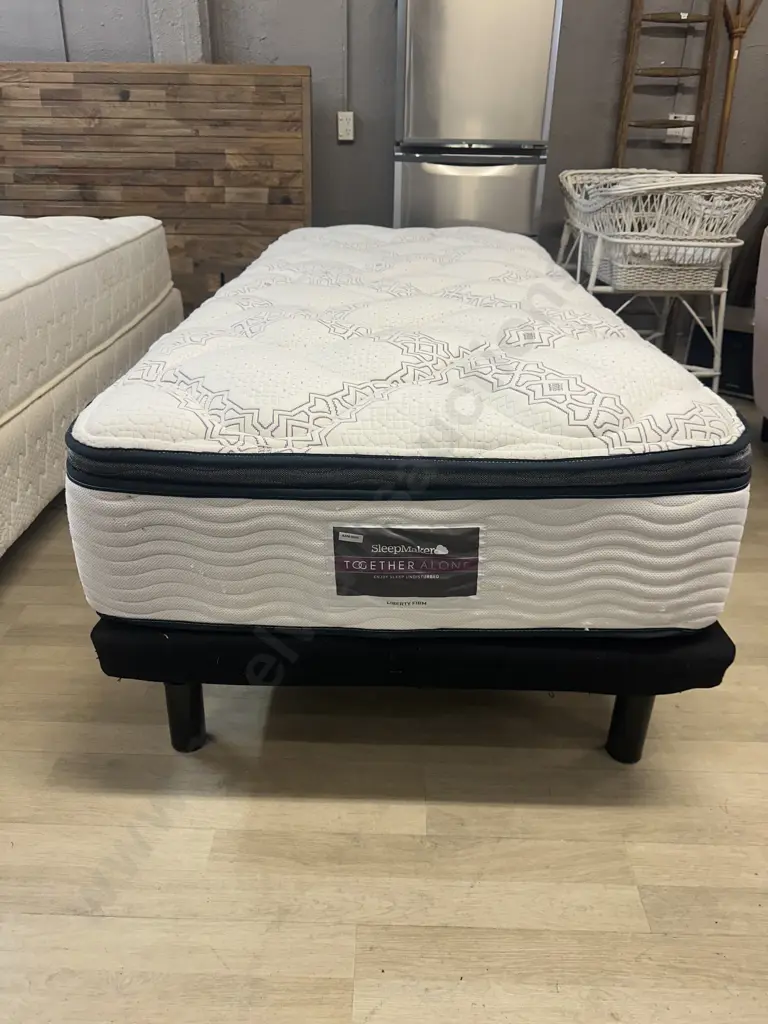 Sleepmaker Together Alone Liberty Firm King Single Mattress with Powered Adjustable Base Image 1++
